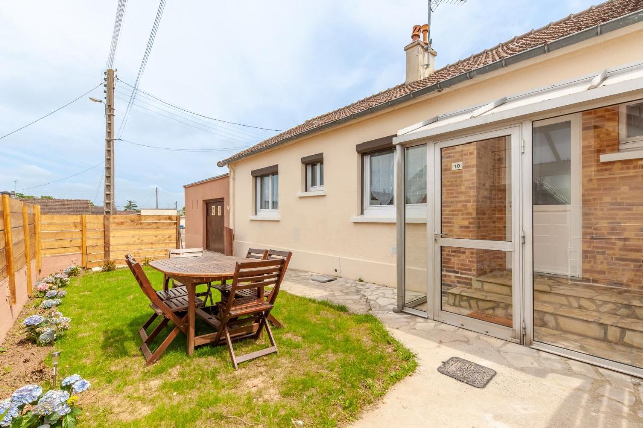 Gite Renardeau - Maison A Deux Pas Du Centre Ville Carentan Ngoại thất bức ảnh
